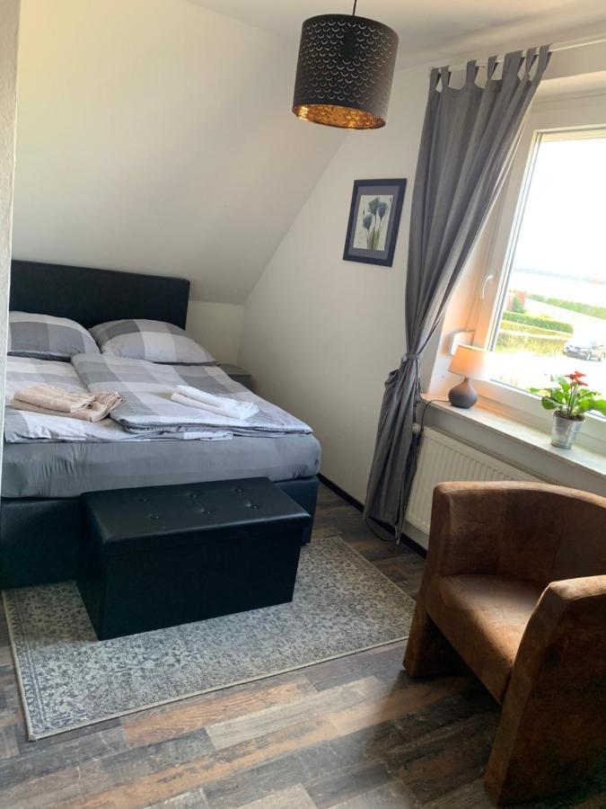 Privates Ferienzimmer An Der Nordsee 胡苏姆 外观 照片